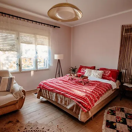 Bukovicki Mir カントリーハウス *